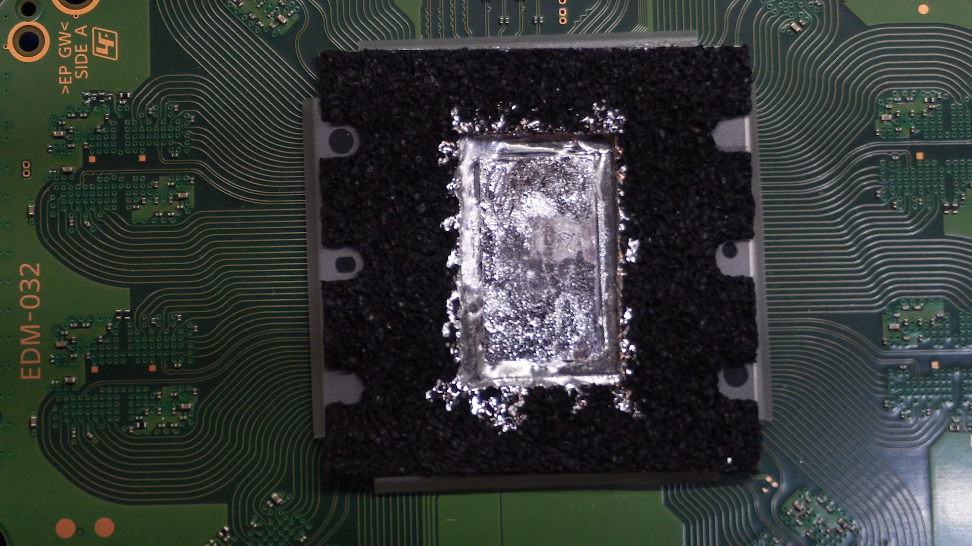PS5 - Troca do Metal Liquido