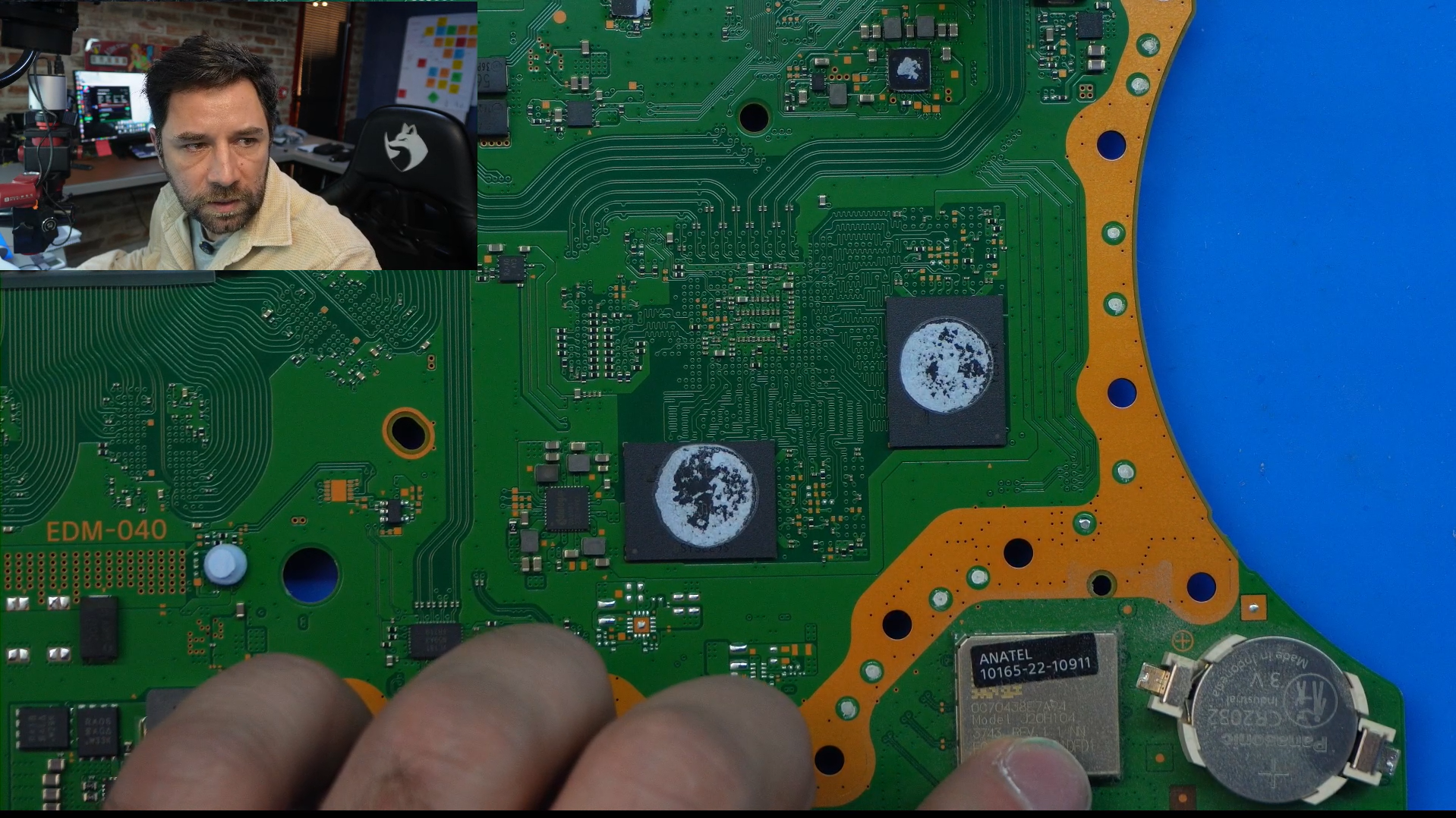 PS5 Slim - 3 bipes ao conectar na tomada e console nao liga