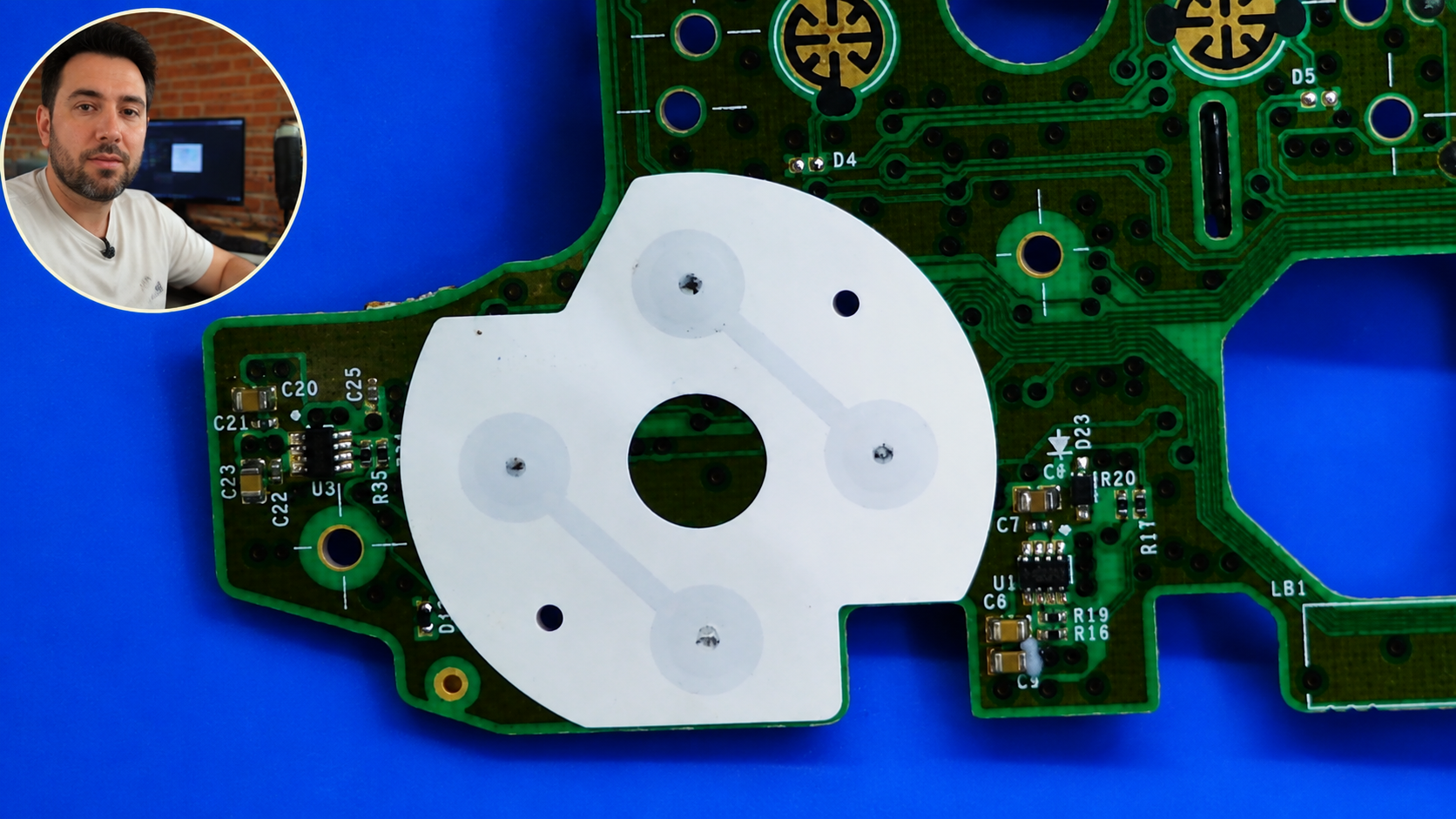 Controle Xbox One - Curto no Regulador
