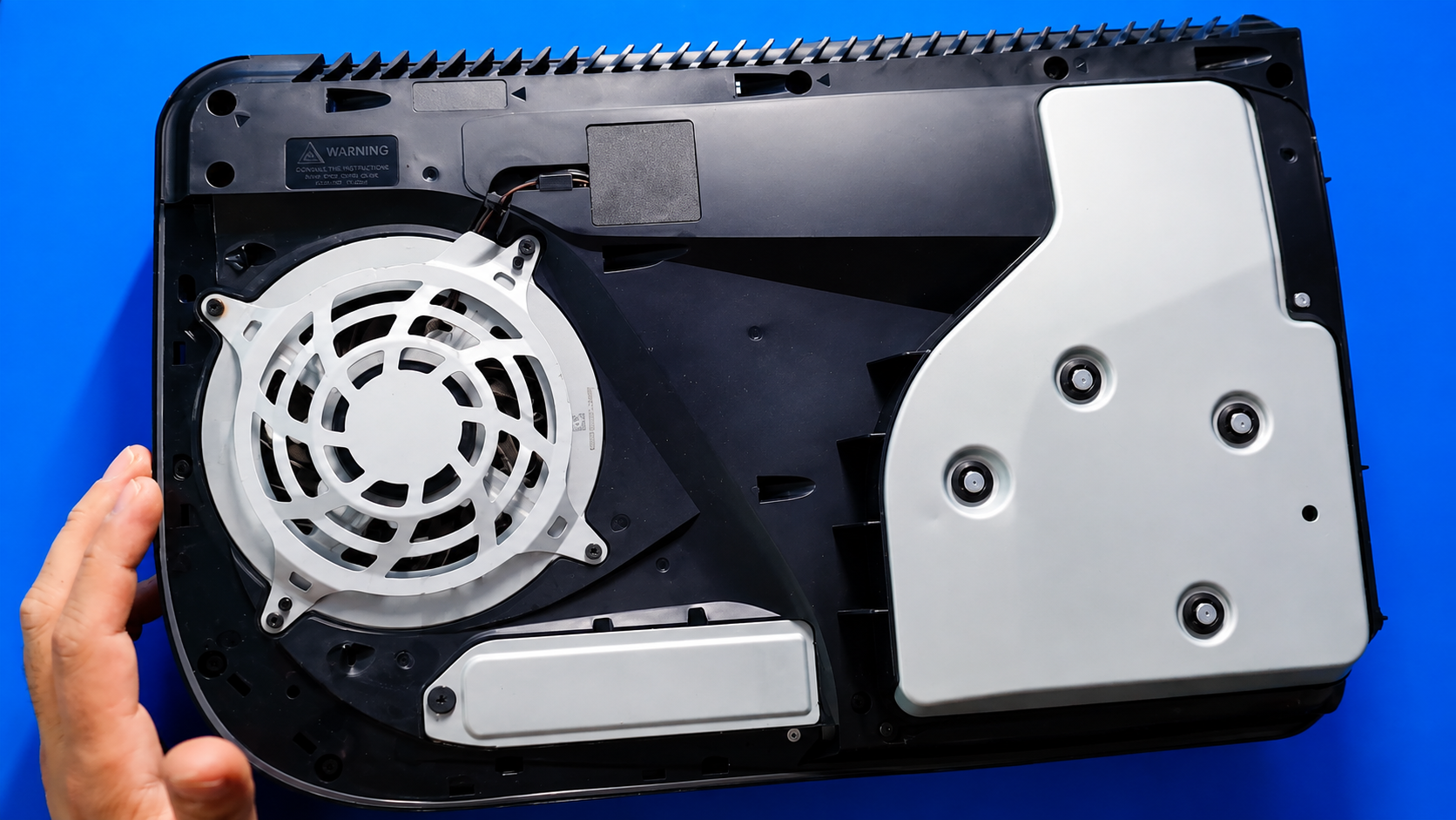 PS5 - Desmontagem e Montagem