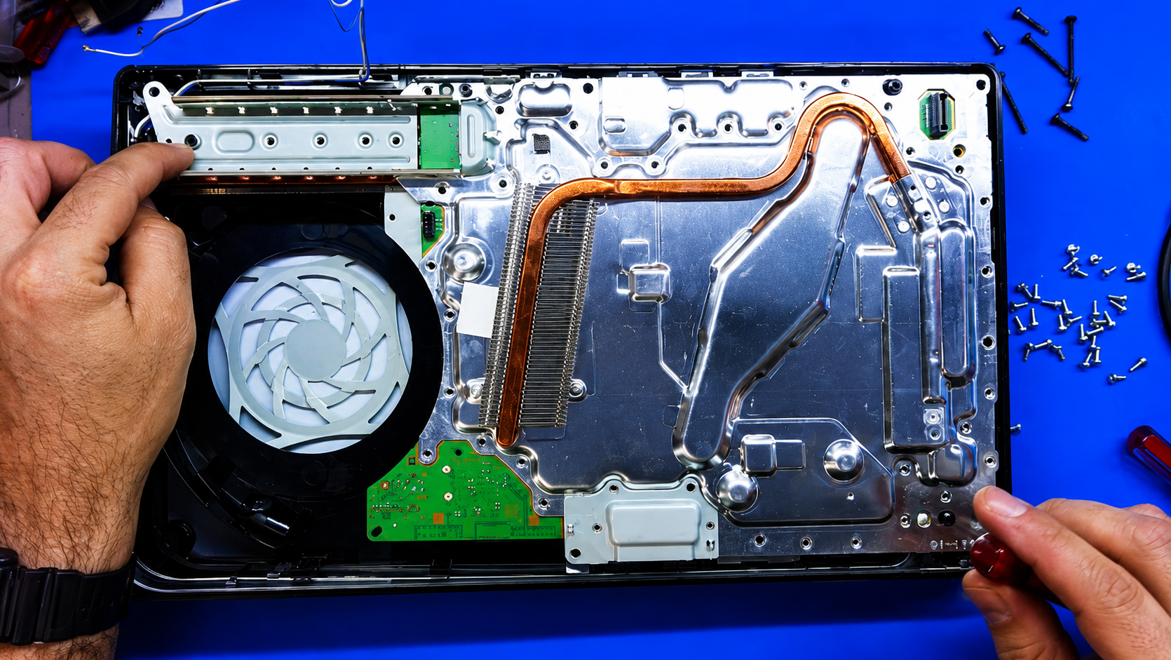 PS5 Slim - Desmontagem e Montagem