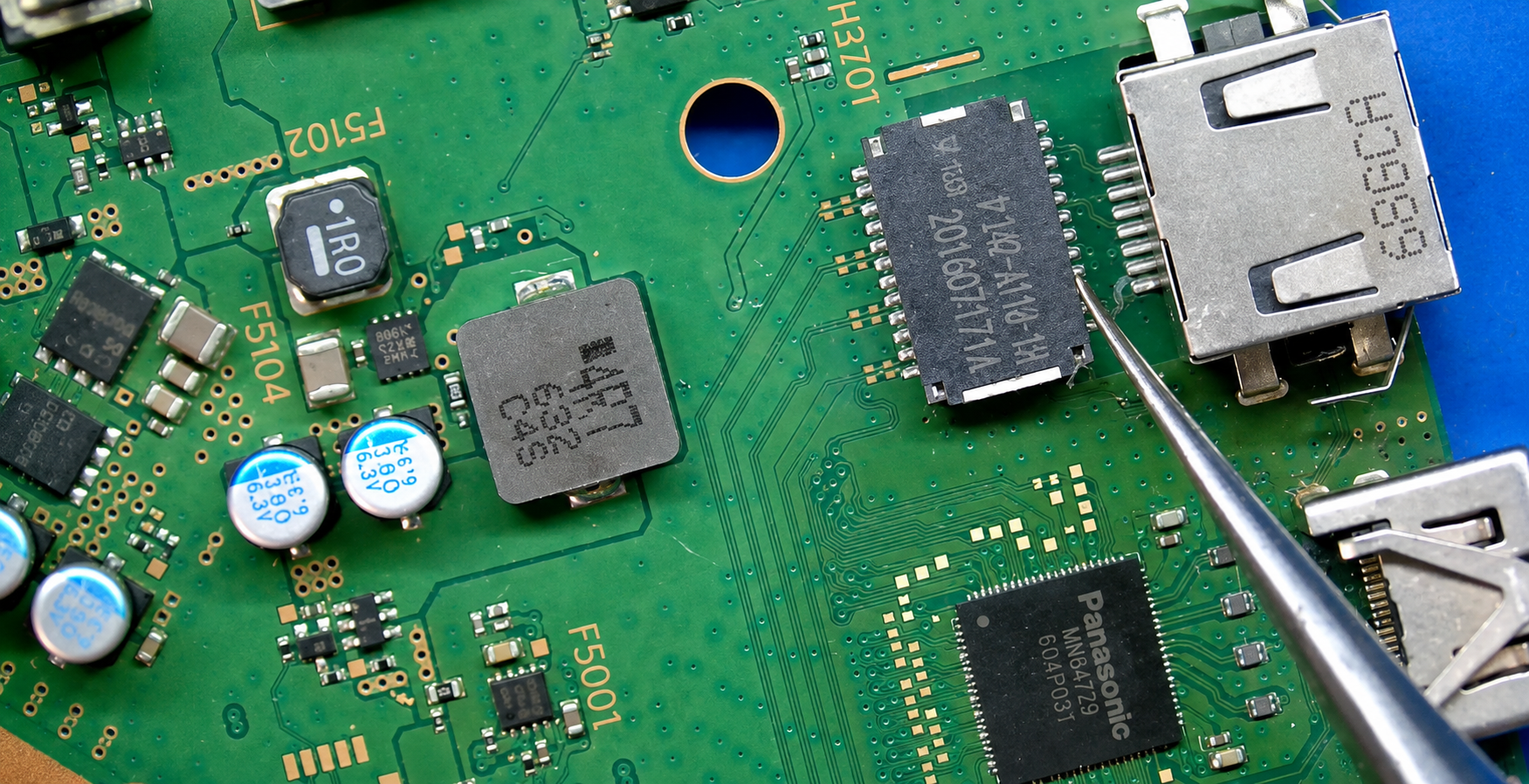 PS4 - Descarga Raio, Reparo Circuito de Rede (Ethernet)