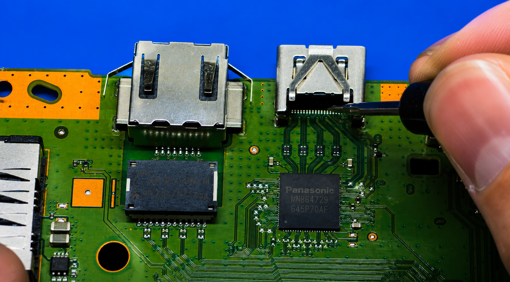 PS4 SLIM - Sem imagem, Análise e Troca de CI-HDMI
