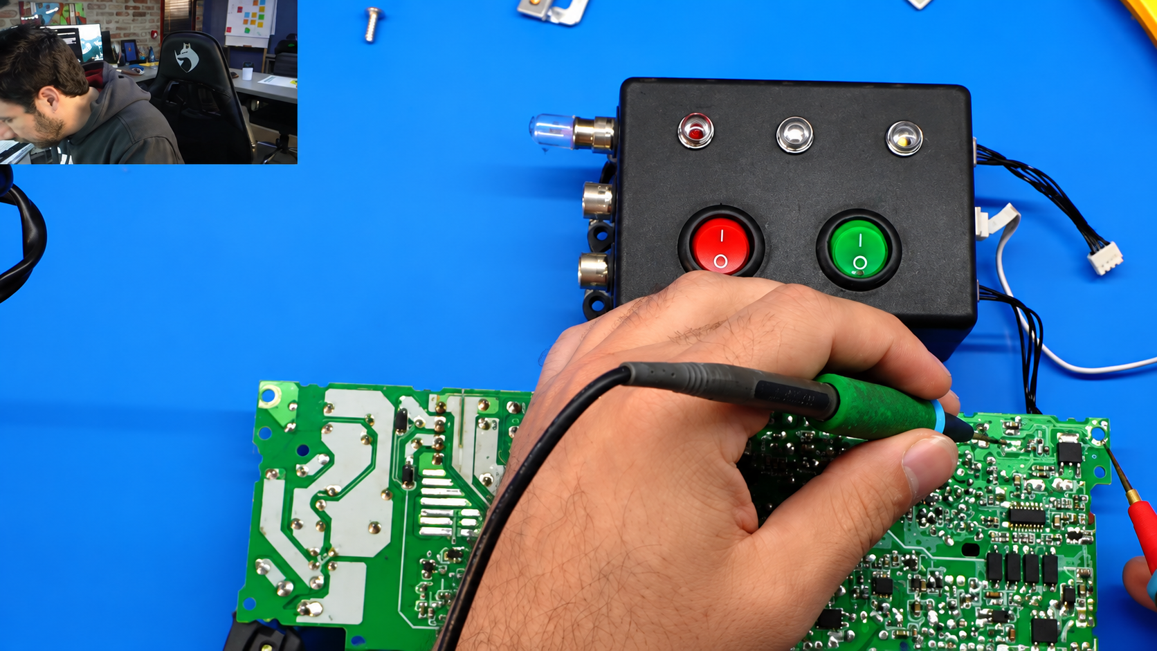 Fonte ADP160CR - Falha no feedback 12v